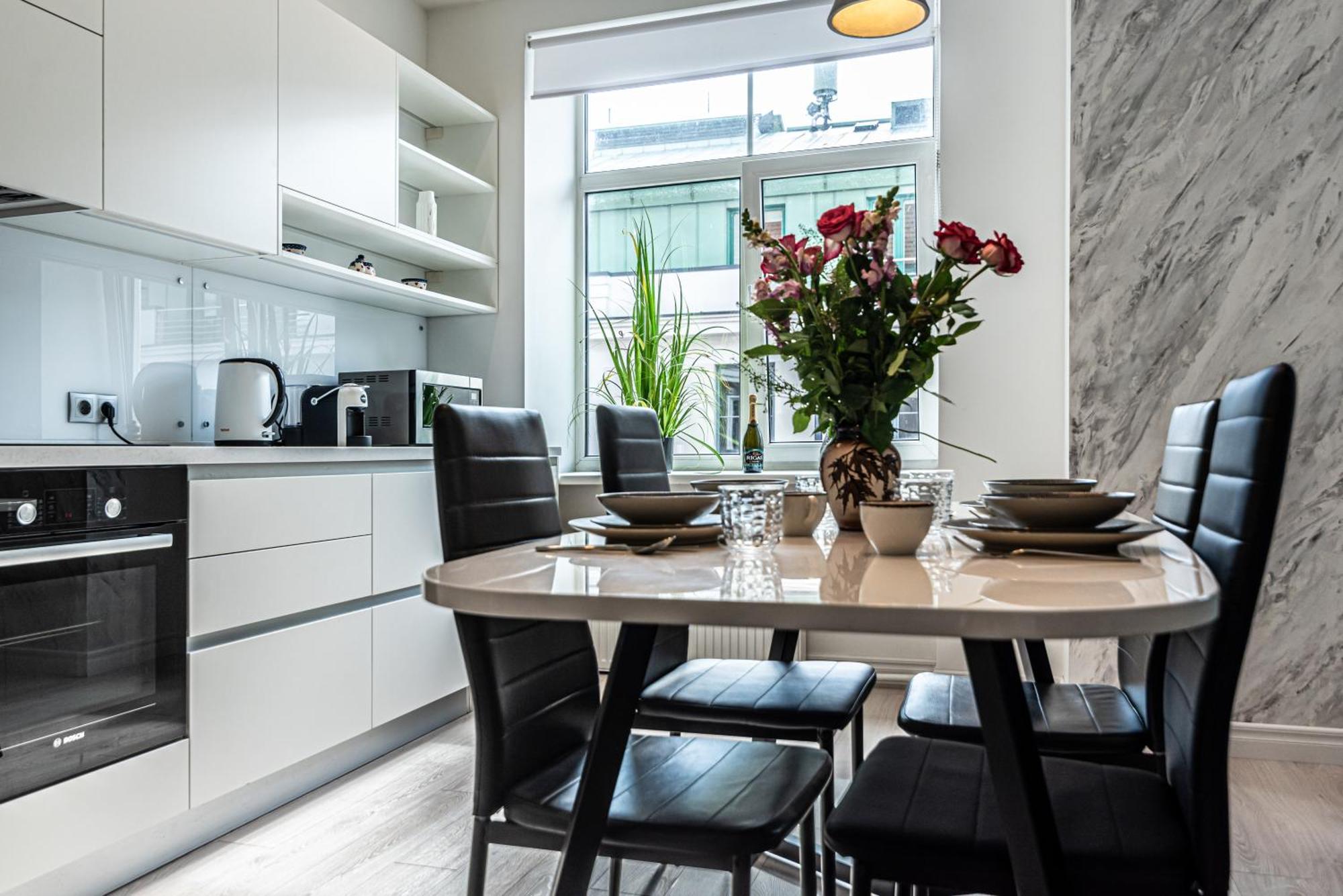 Stylish Old Town Apartment Riga Esterno foto