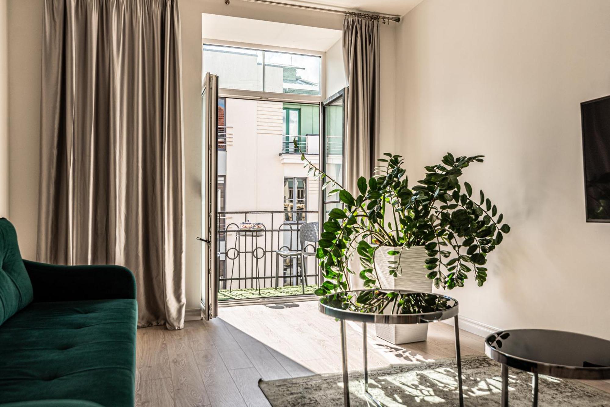 Stylish Old Town Apartment Riga Esterno foto