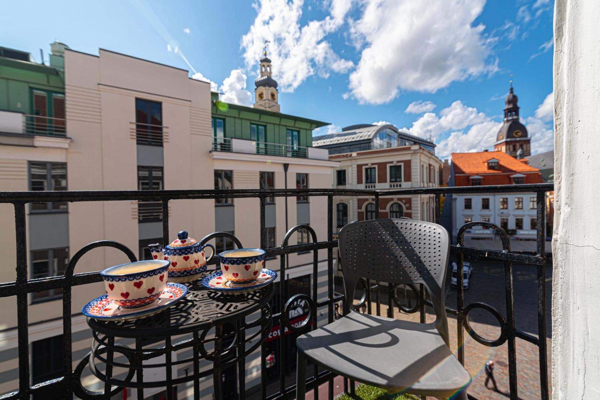 Stylish Old Town Apartment Riga Esterno foto